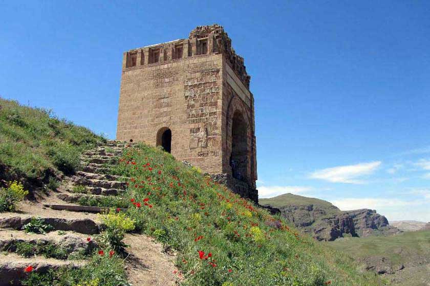 تل قلعه کجاست؟