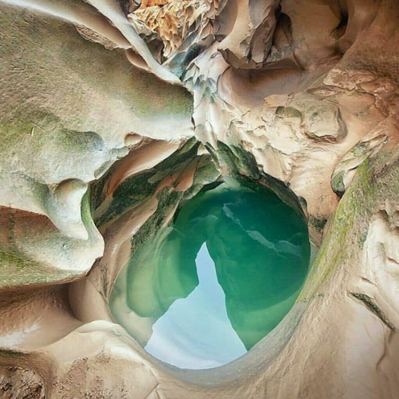 تنگه چاهکوه کجاست؟